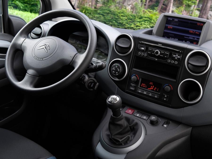  Citroen Berlingo XTR Multispace 2008 года  (фото 20 из 20)